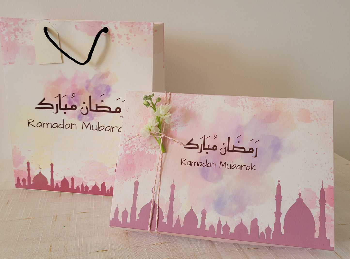 🌙 Limited Edition Ramadan Bundle – Set of 1 Box and 1 Bag (2 Designs available)